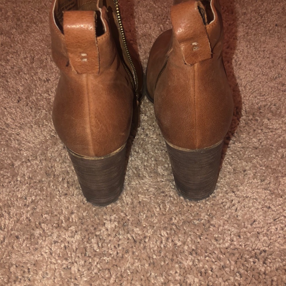 Booties - Picture 4 of 4